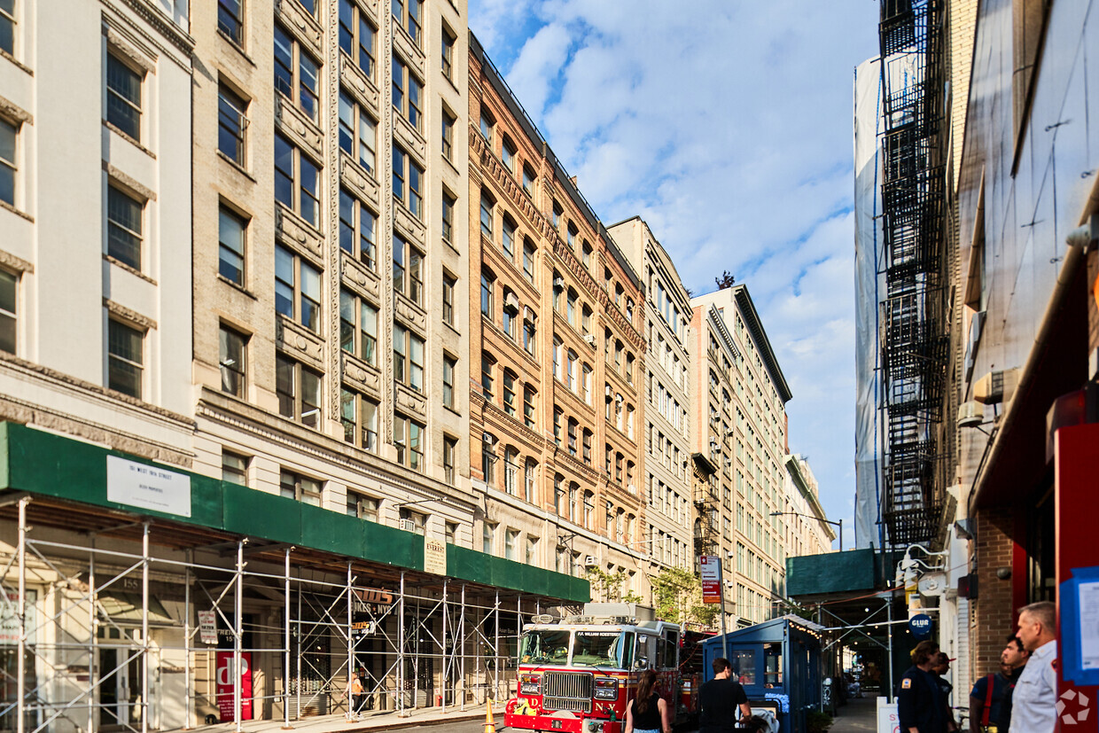 Primary Photo - 139-143 W 19th St