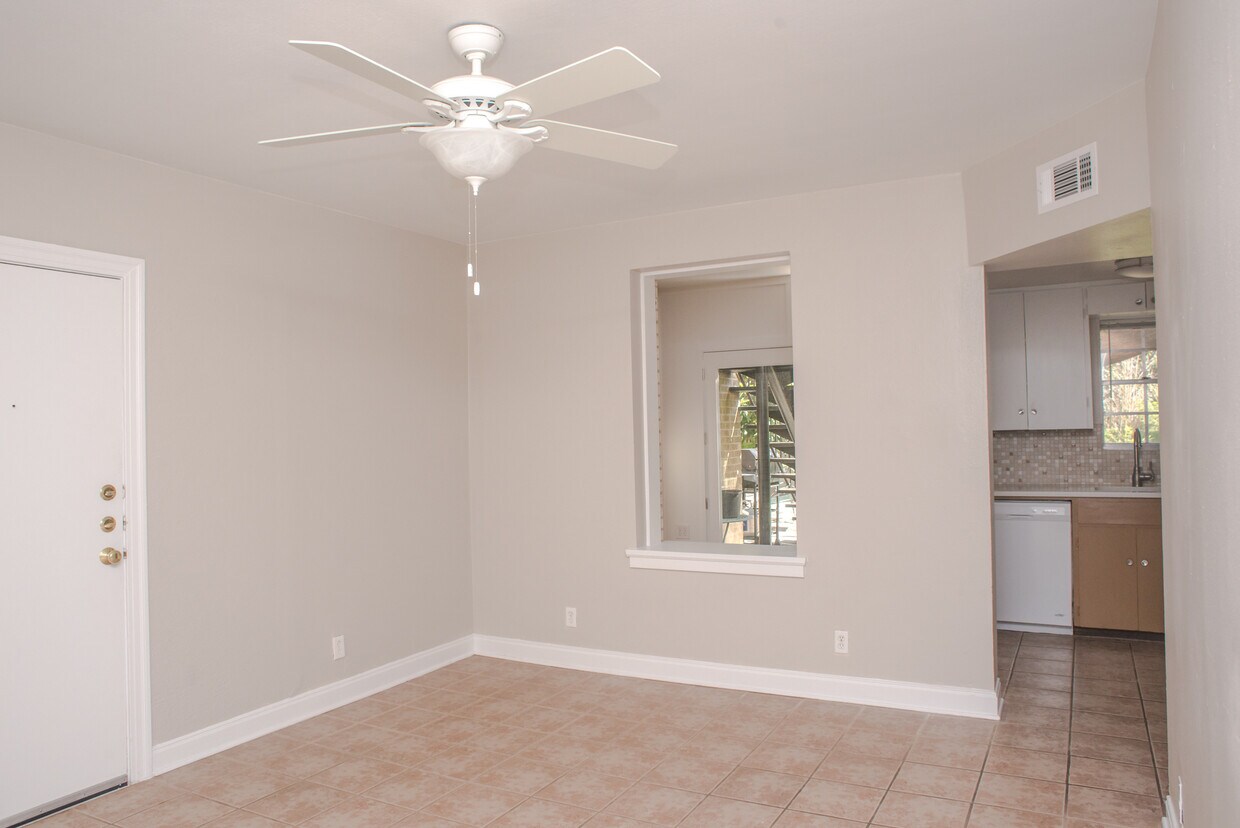 Foto principal - 3506 Enfield Rd