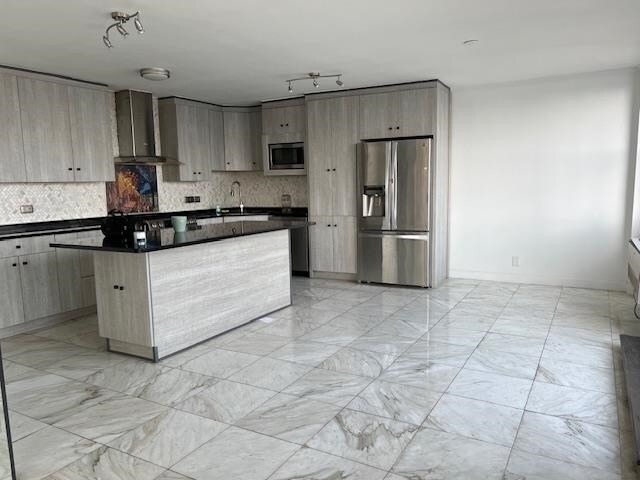 Foto del edificio - 7004 JFK Blvd E