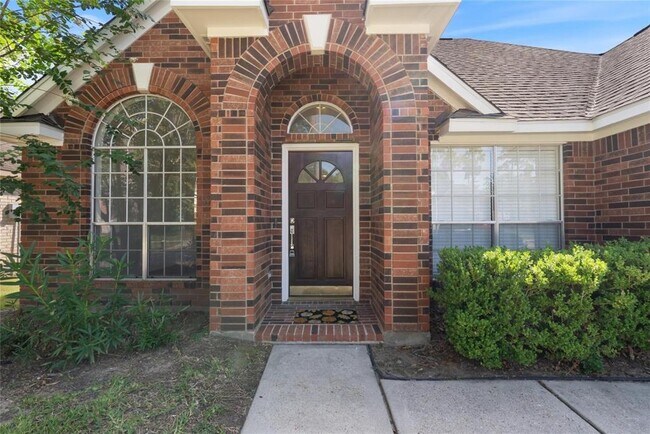 Foto del edificio - 14418 Wynfield Dr