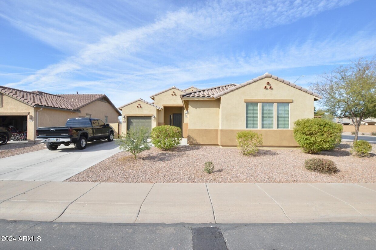 Primary Photo - 37450 W Frascati Ave