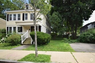 Building Photo - 39 S Normandy Ave