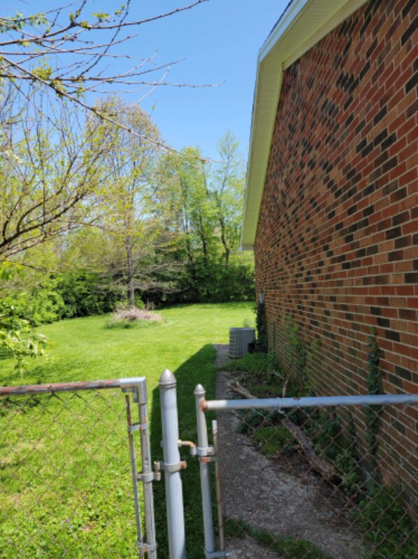Building Photo - 114 Woodlawn Ct