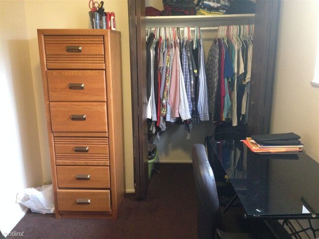 Foto del edificio - 927 E Ann St