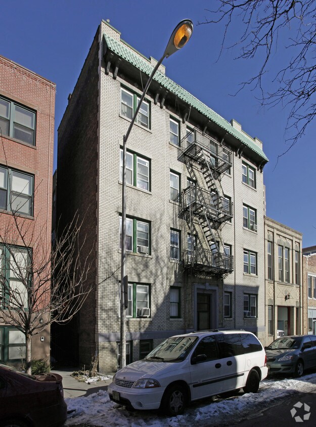 Primary Photo - 42 Mercer St