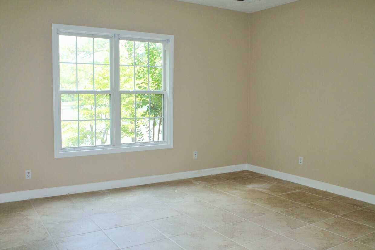 104 Sandspur Ln, Seven Lakes, NC 27376 House for Rent in Seven Lakes