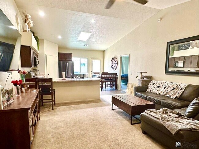 Foto del edificio - 7307 E 38th Ln