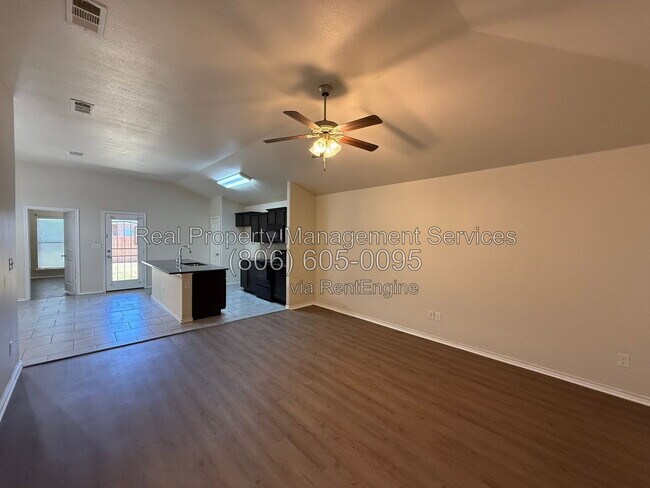 Foto del edificio - 7431 104th St
