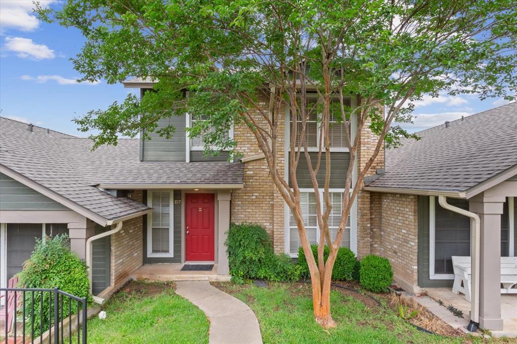 Foto principal - 1015 E Yager Ln