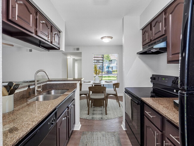 Foto del edificio - Timberlake Apartments