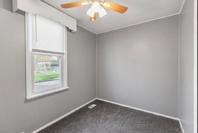 Building Photo - 6714 Sebert Ave