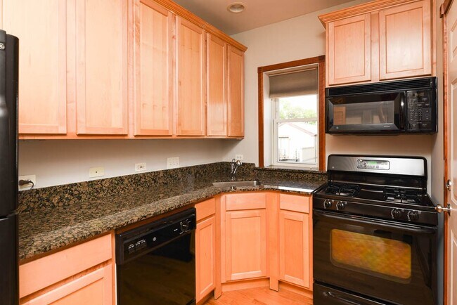 Foto del edificio - 3233 N Clifton Ave