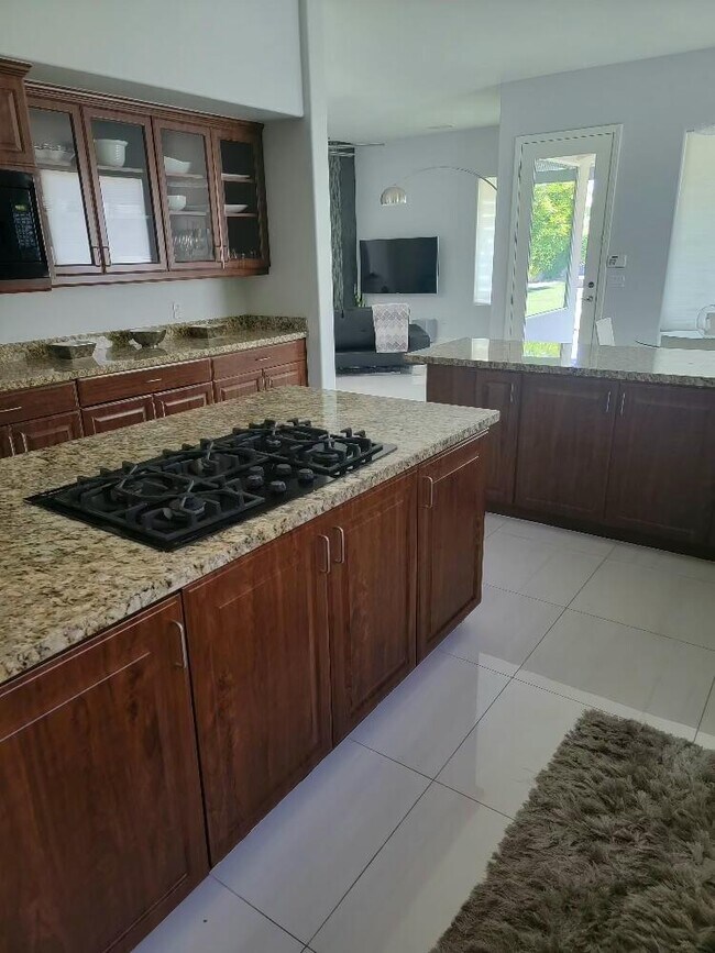 Foto del edificio - 5 Curie Ct