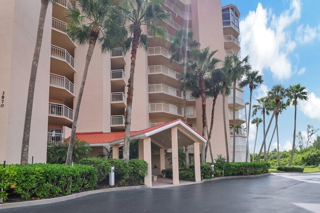 Building Photo - 3870 N Hwy A1A