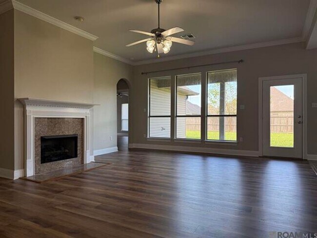 Foto del edificio - 41206 Colonial Dr