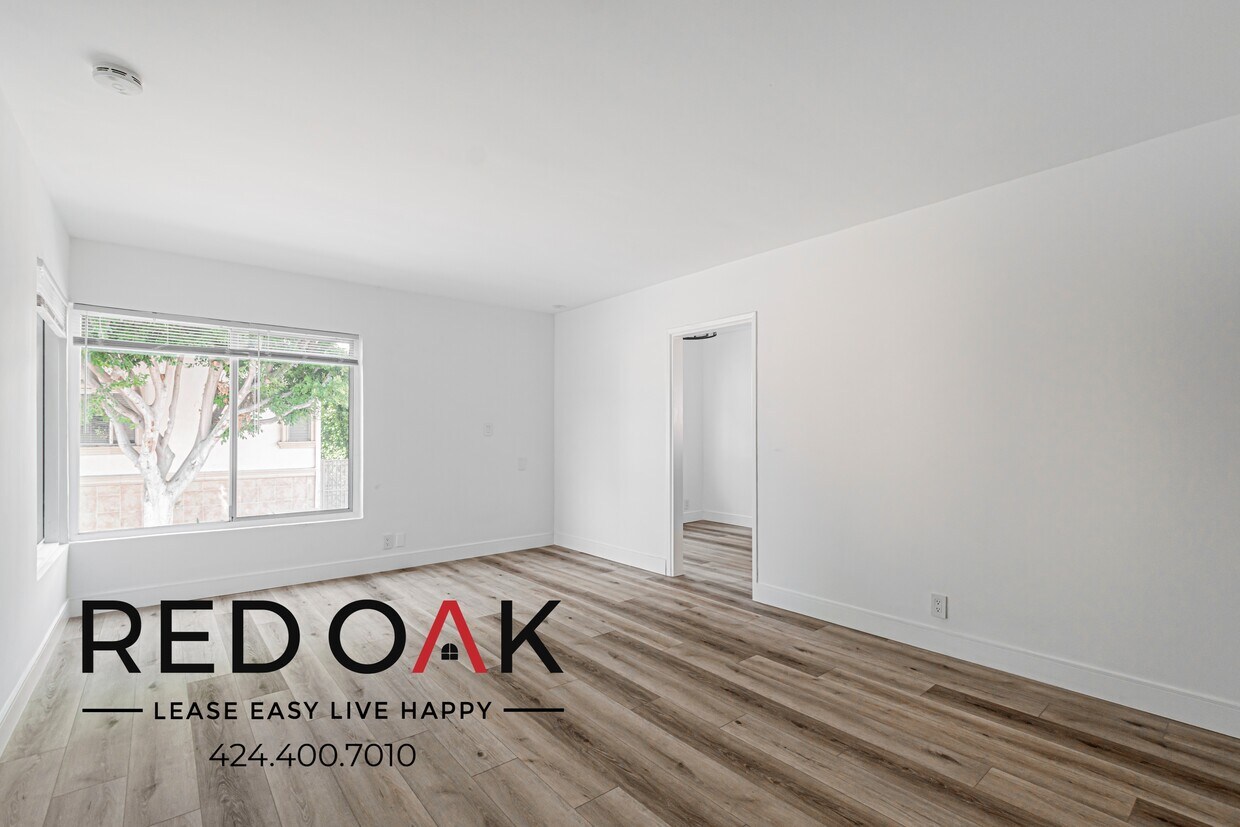 Foto principal - 8514 Sherwood Dr