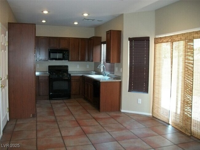 Foto del edificio - 10322 Cherish River St