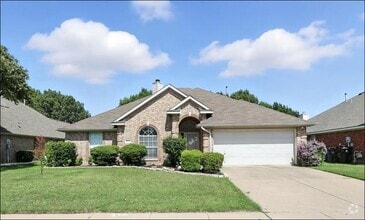 Building Photo - 5004 Springflower Dr