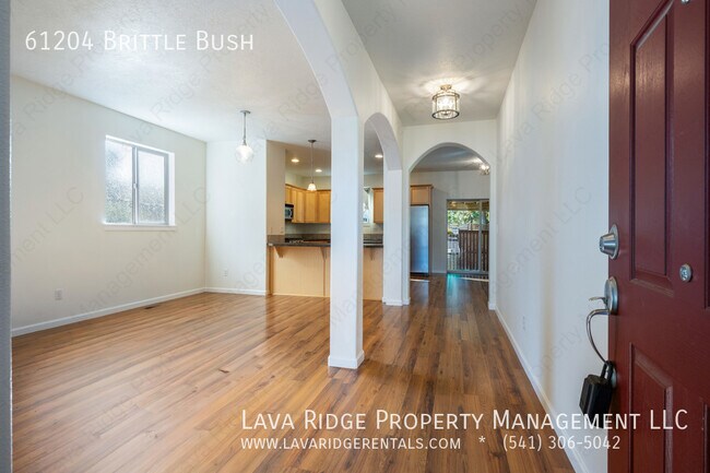 Foto del edificio - 61204 Brittle Bush St