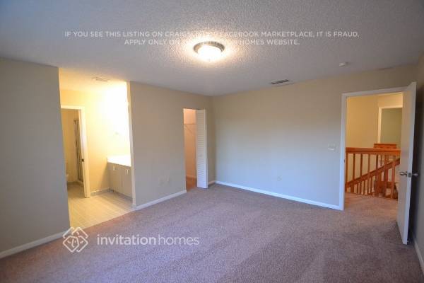 Foto del edificio - 531 NW 207th Terrace