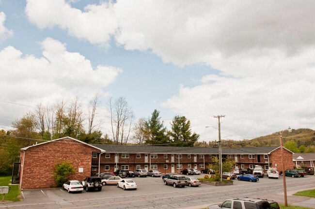 Building Photo - Mossy Creek Apartments