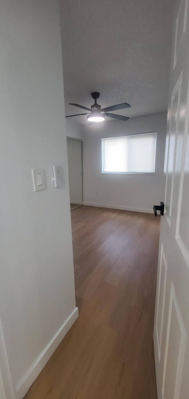 Foto del edificio - 16787 Miller Ave