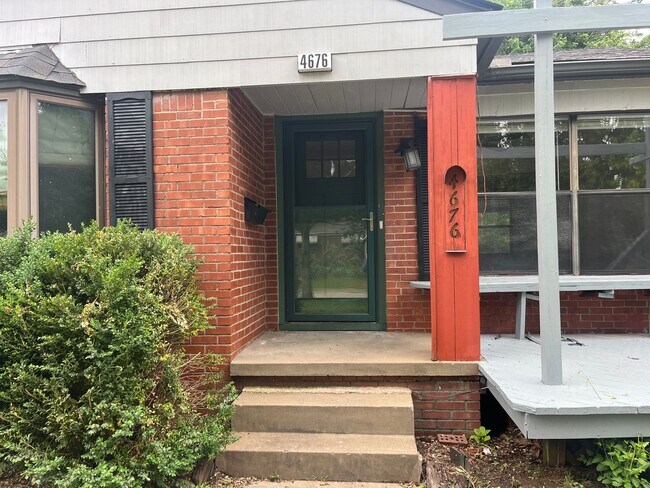 Foto del edificio - Charming 1950's midtown bungalow near 41st and Peoria
