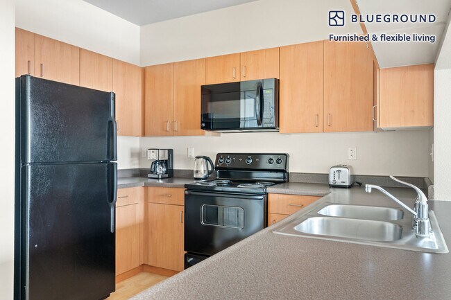 Foto del edificio - 101 McLellan Drive