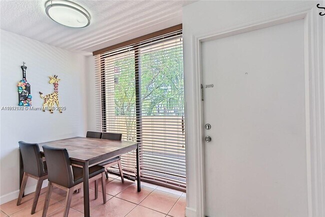 Foto del edificio - 2810 SW 87th Ave