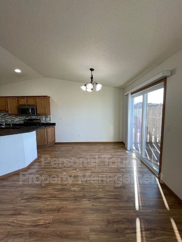Foto del edificio - 2520 5th St W