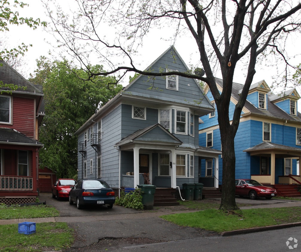 591593 Hayward Ave, Rochester, NY 14609 Apartments in Rochester, NY