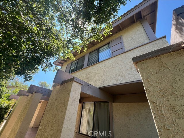Foto del edificio - 20524 Summertown St