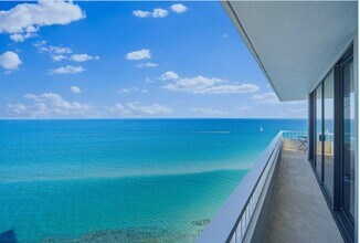 Building Photo - 5540 N Ocean Dr