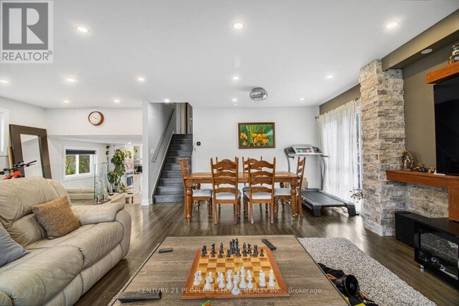 Building Photo - 29 Skyridge Rd