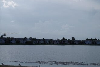 Building Photo - 1500 Jefferson Dr