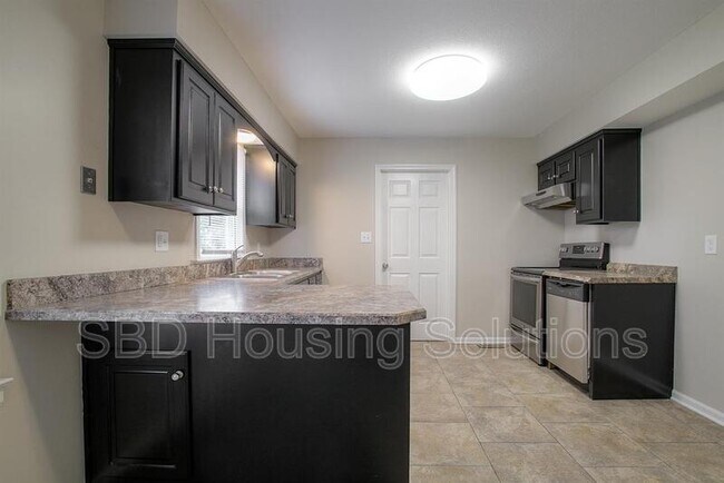 Building Photo - 8612 Corrington Ave