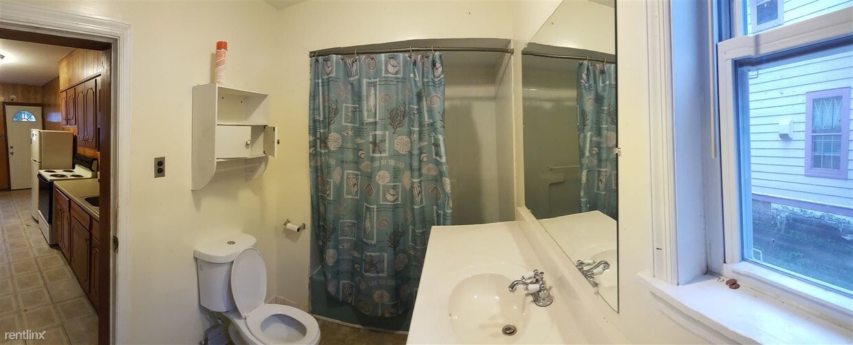 Primary Photo - 1628 Steuben St