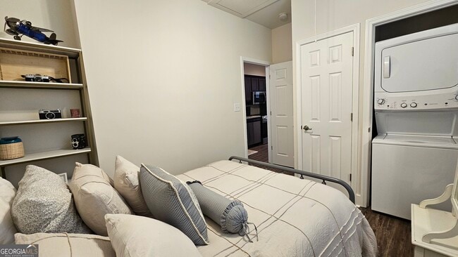 Foto del edificio - 2467 Smith Rd