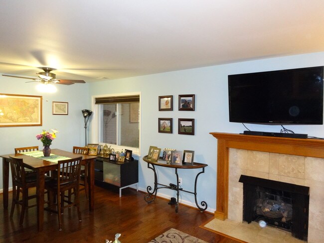 Building Photo - 6207 Yosemite Dr