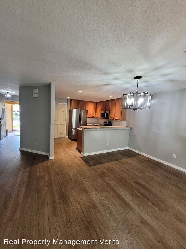 Building Photo - 3 br, 2.5 bath House - 3865 Silverbell Loop