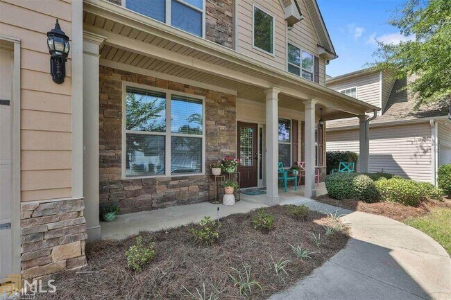 Building Photo - 71 Village Park Dr