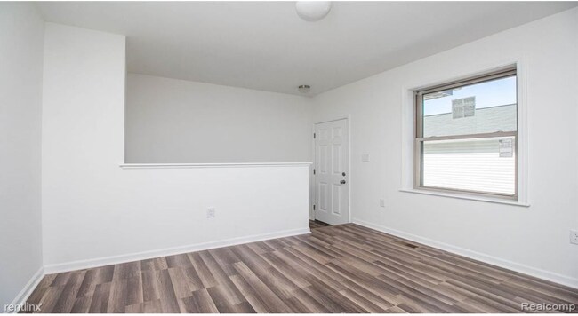 Building Photo - 3 br, 2 bath House - 21741 Laurel St