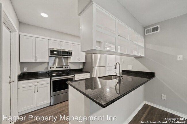 Foto del edificio - 2 br, 2 bath House - 14311 Brook Hollow Blvd
