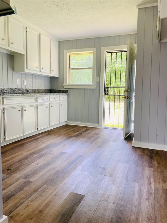 Foto del edificio - 3339 Simmons St