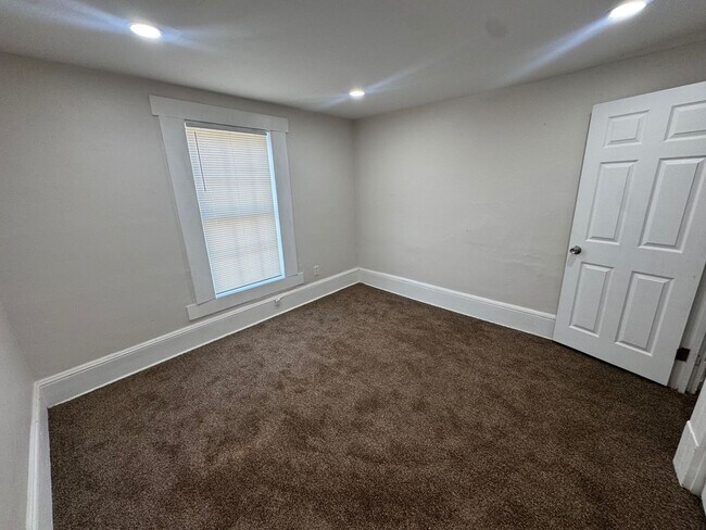 Foto del edificio - 3029 W 104th St