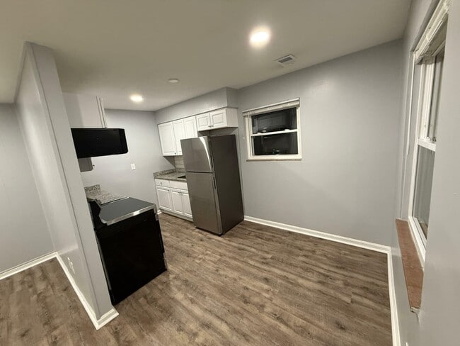 Photo - Freedom Way Apartment