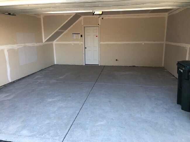 Foto del edificio - 8773 Granite Ln