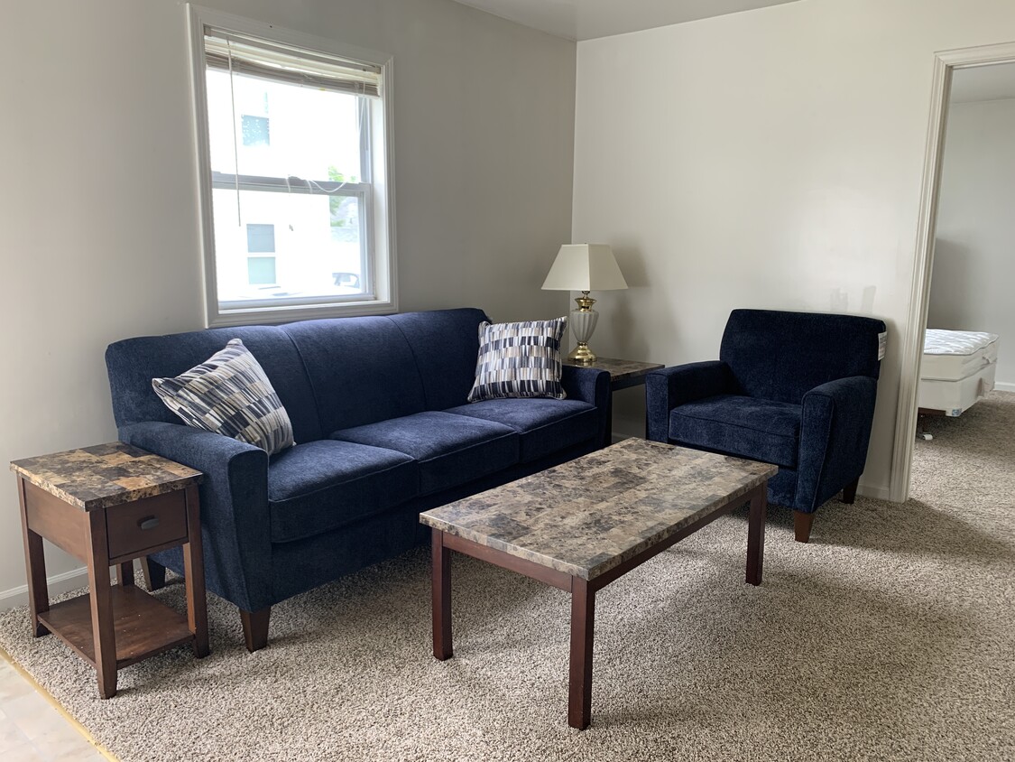 Foto principal - 309 Pierce Ave