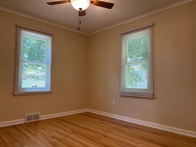 Building Photo - 540 3rd St