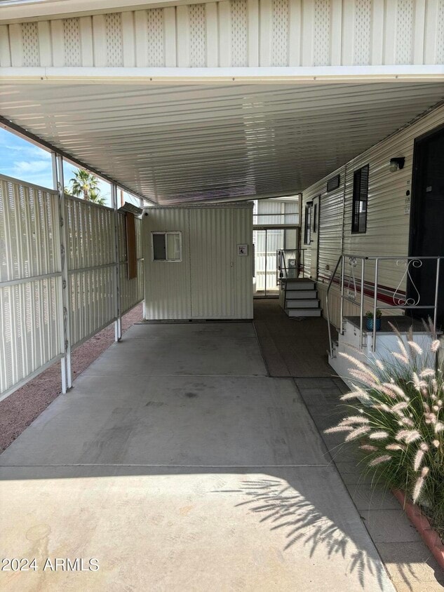 Primary Photo - 306 S Recker Rd